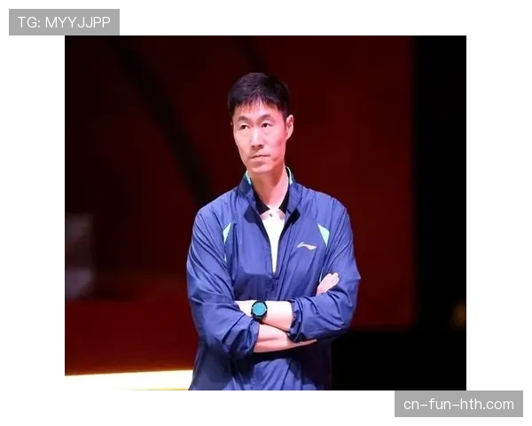 王励勤居然比明星还讲究穿搭，这打球的气质到底哪来的？